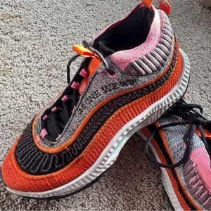 Nike Cosmic Unity 3 One We Win Men’s 9 Black and Orange Shoes